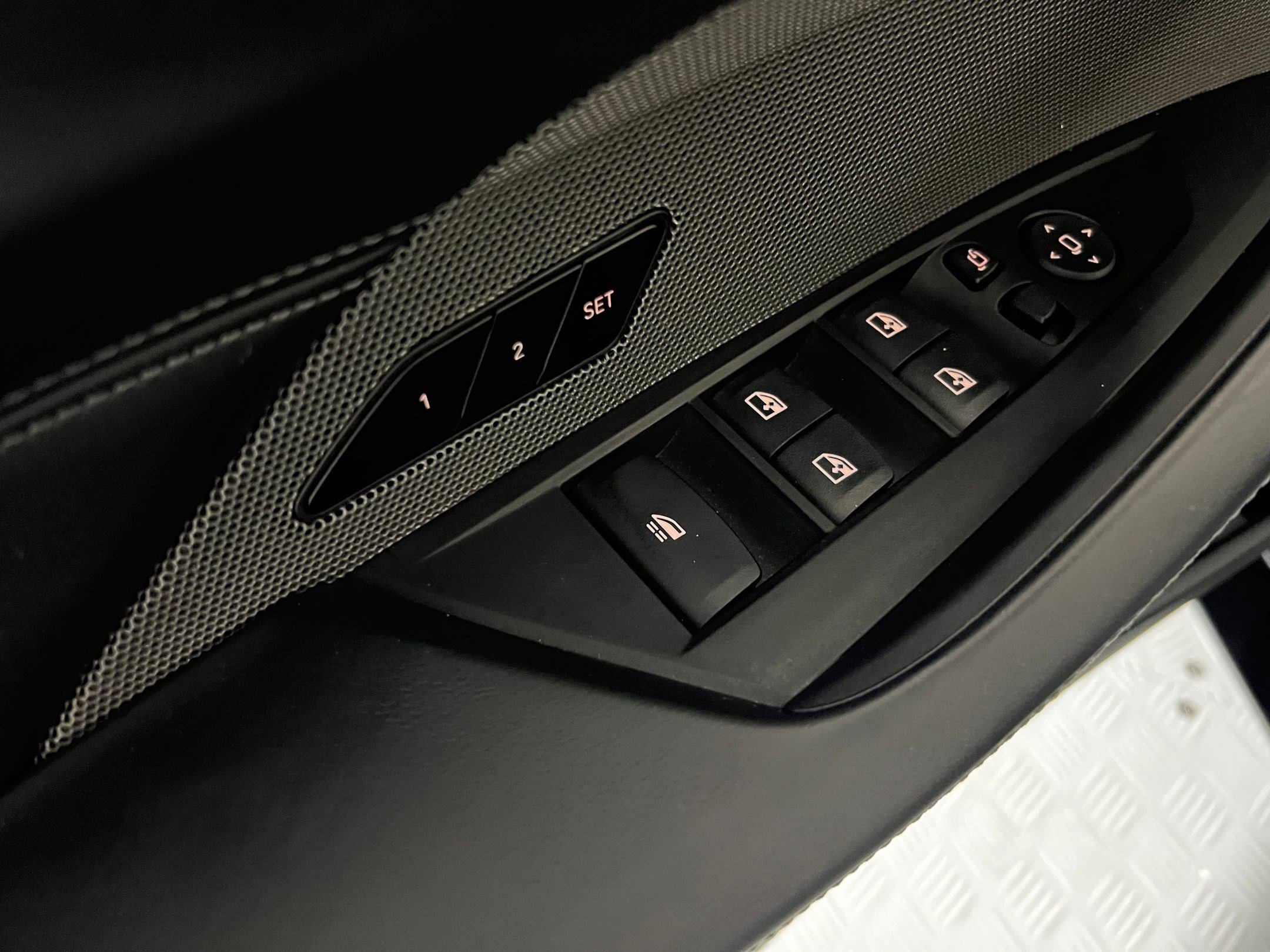 Used 2024 BMW M4 xDrive Competition image 12