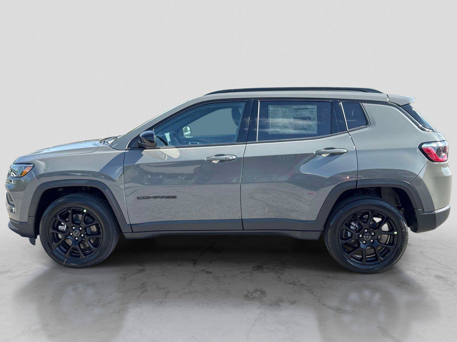 New 2026 Jeep Compass Latitude AWD/4WD image 8