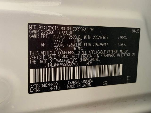 Used 2025 Toyota RAV4 LE AWD/4WD image 38