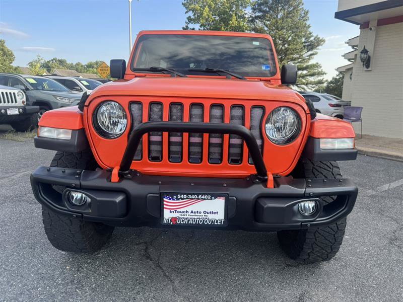 Used 2019 Jeep Wrangler Unlimited Sahara w/ Dual Top Group AWD/4WD image 2