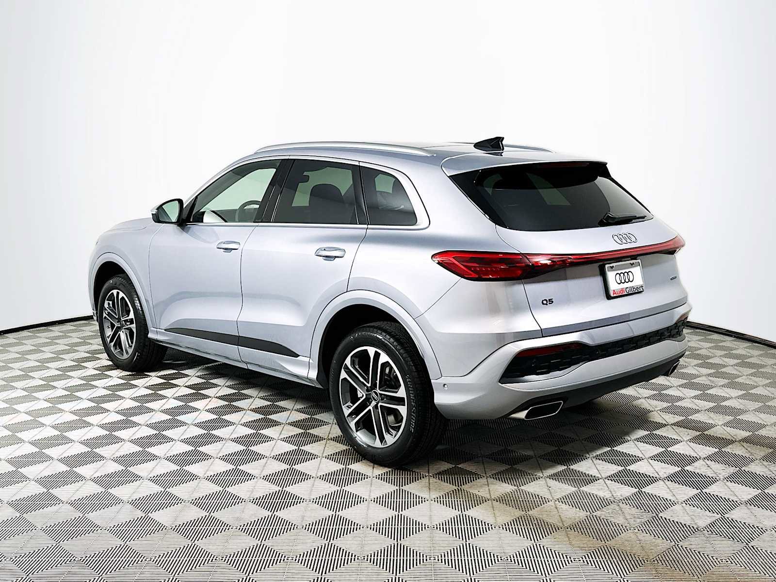 New 2025 Audi Q5 Premium image 5