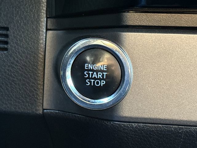 Used 2018 Toyota Tacoma TRD Sport w/ Technology Package image 26