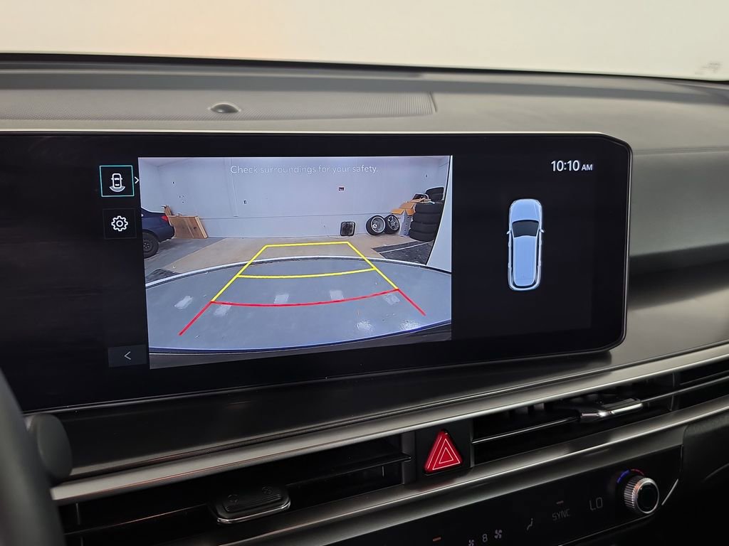 Certified 2025 Kia Sorento S FWD image 19