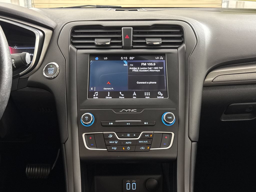 Used 2019 Ford Fusion SE w/ Equipment Group 151A FWD image 20