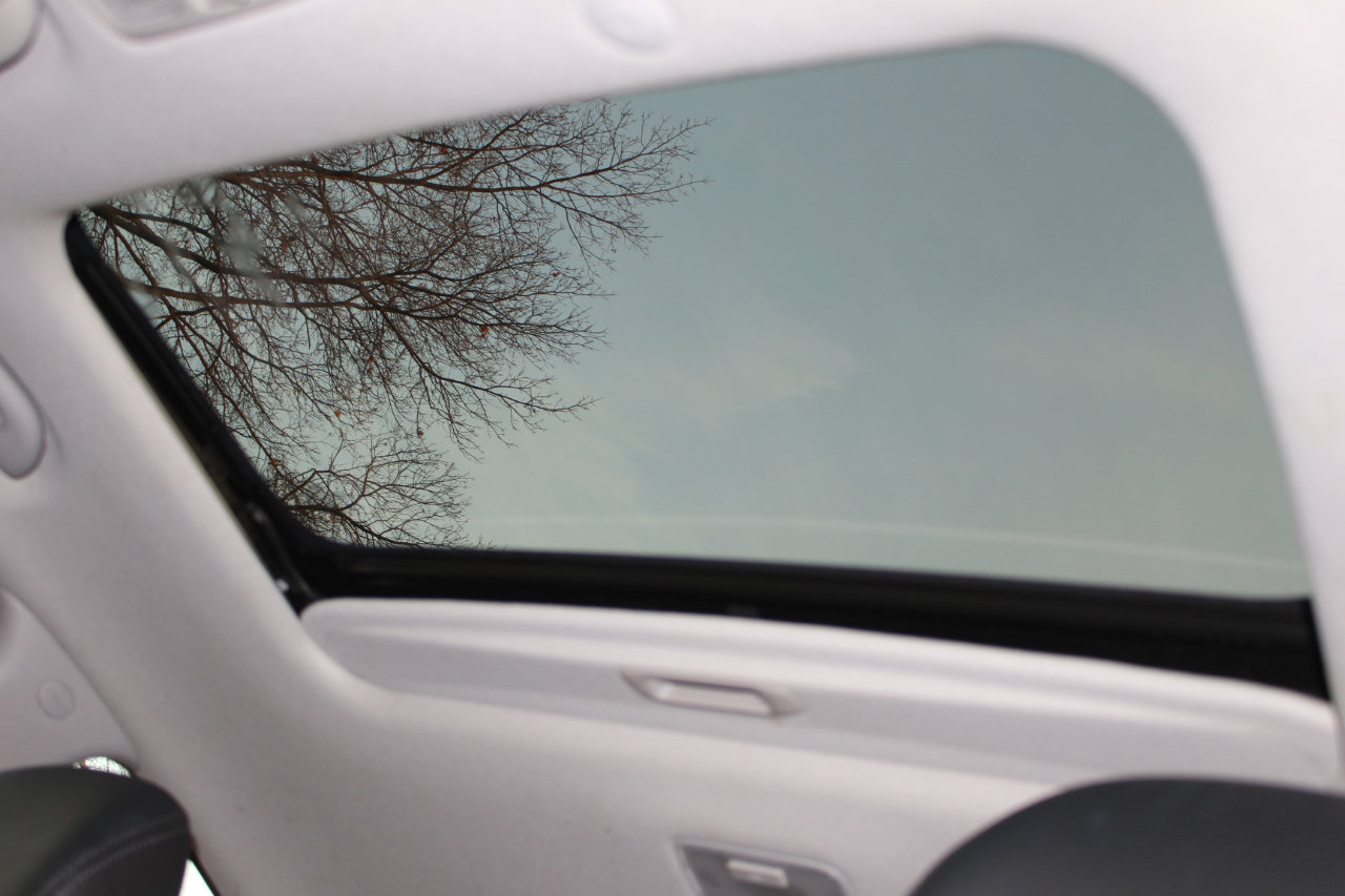 Used 2013 Hyundai Elantra Limited image 17