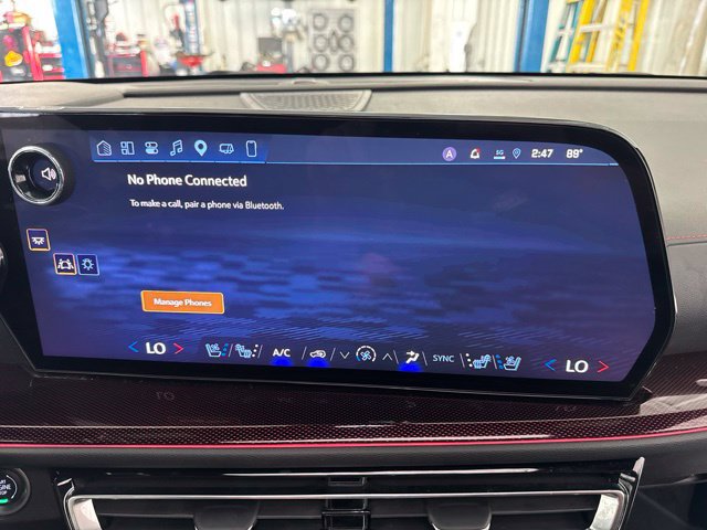 Used 2025 Chevrolet Traverse RS AWD/4WD image 30