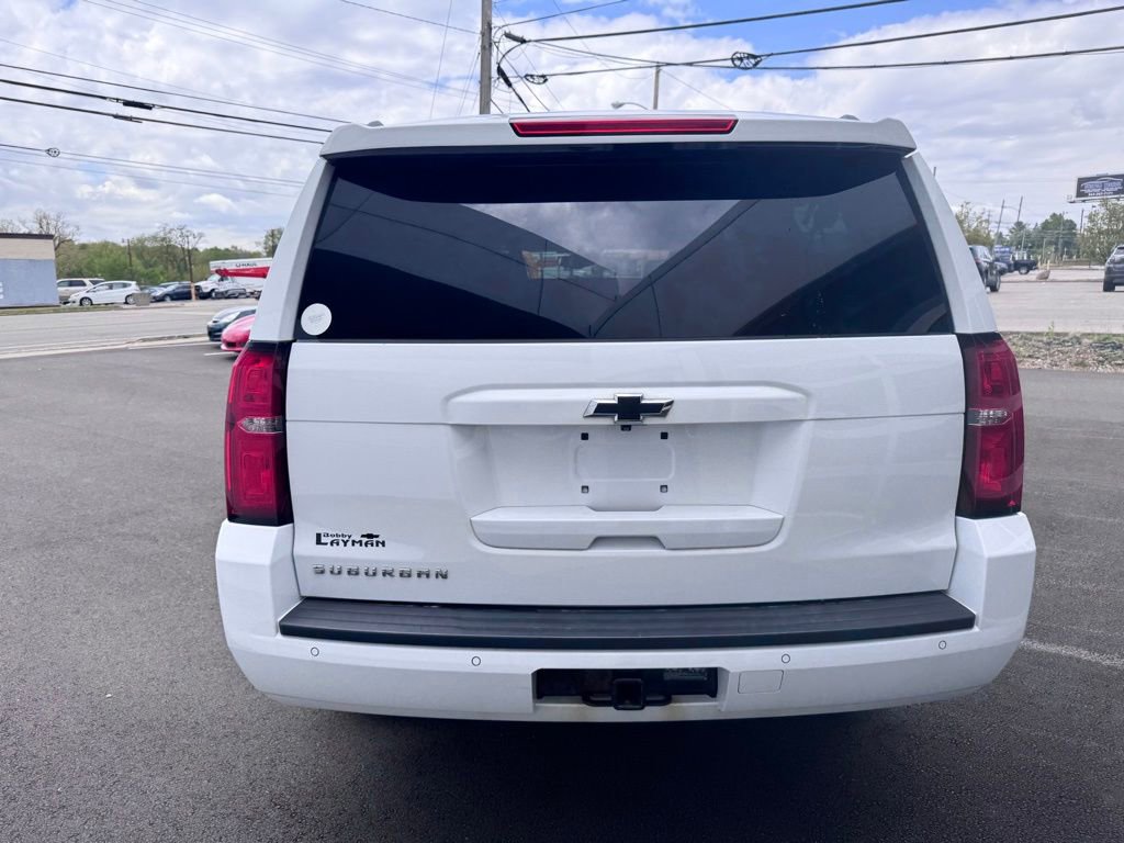 Used 2017 Chevrolet Suburban LT AWD/4WD image 4