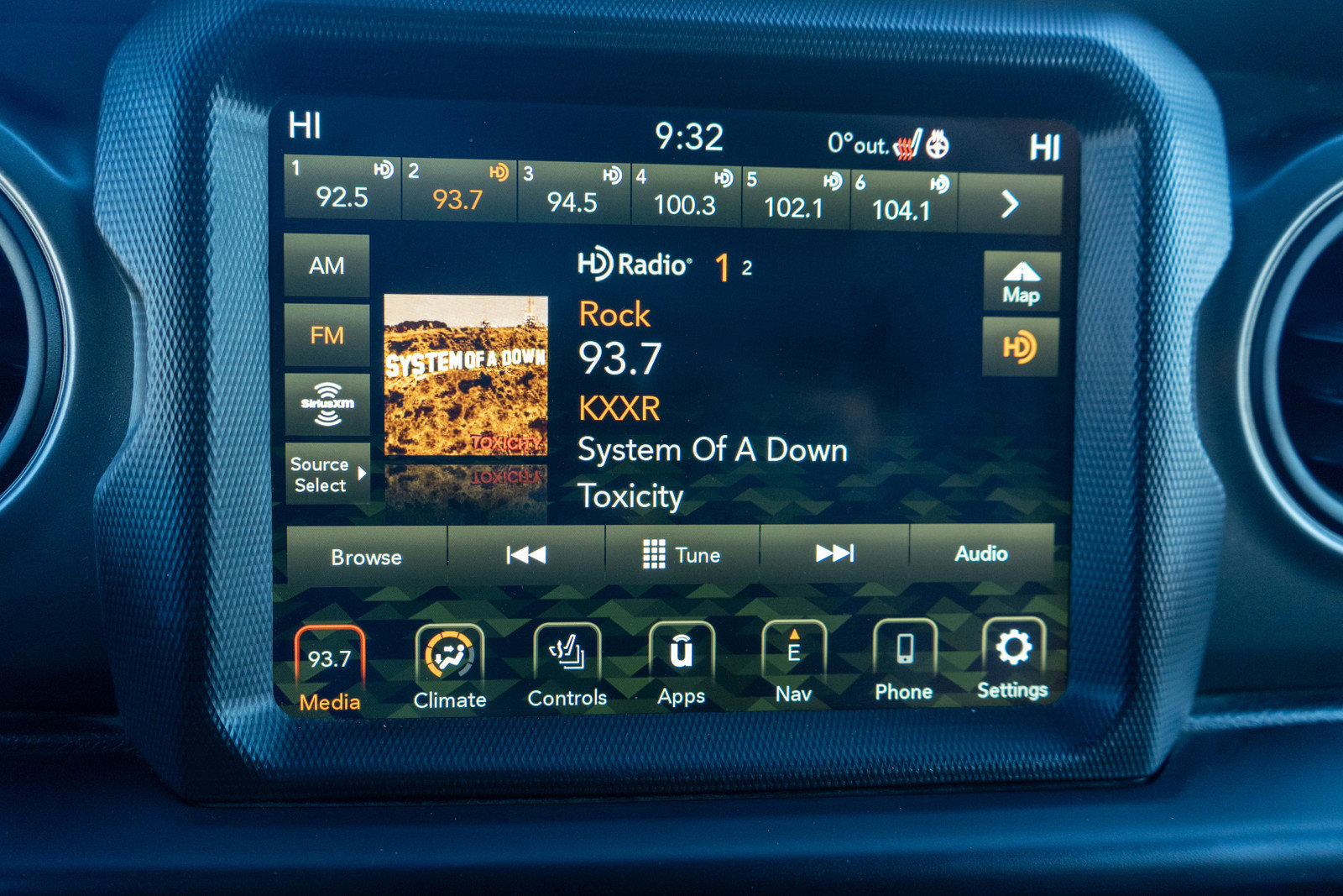 Used 2022 Jeep Gladiator Sport image 17