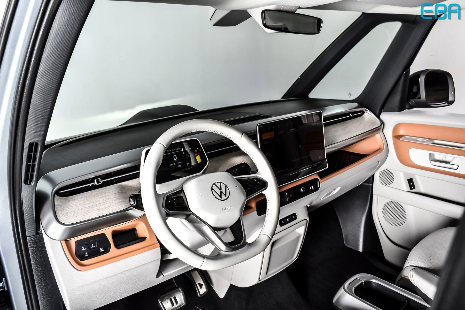 Used 2025 Volkswagen ID. Buzz 1st Edition RWD image 16