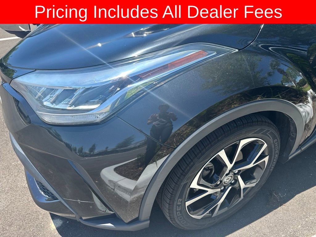 Used 2022 Toyota C-HR XLE FWD image 9