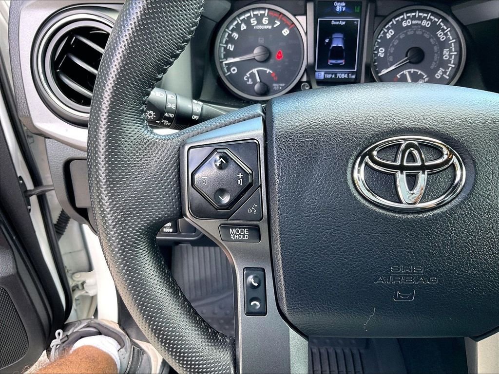 Used 2023 Toyota Tacoma TRD Sport w/ Technology Package AWD/4WD image 22