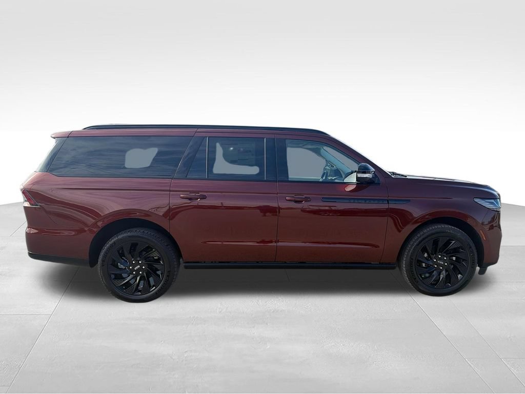 New 2027 Lincoln Navigator L Reserve w/ Jet Appearance Package AWD/4WD image 6
