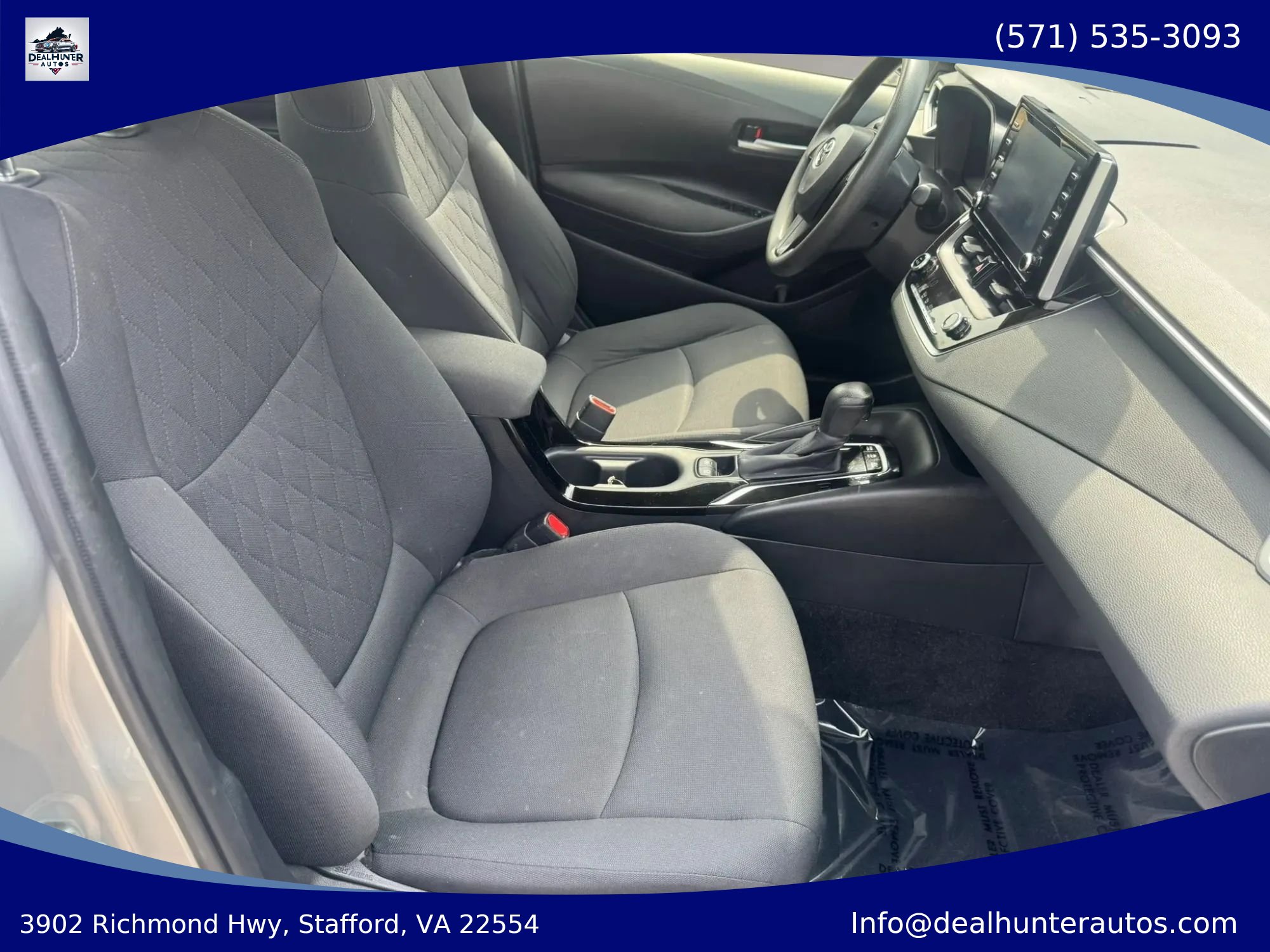 Used 2020 Toyota Corolla LE FWD image 17