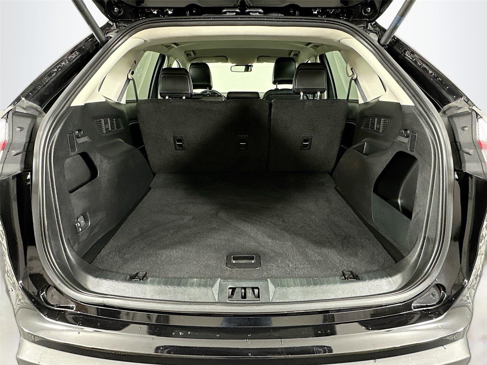 Used 2024 Ford Edge SEL w/ Convenience Package image 23