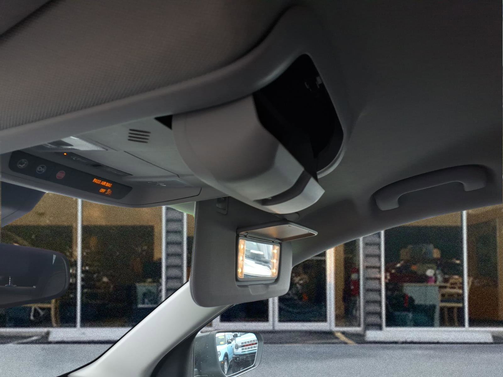 Used 2020 Chevrolet Equinox LT w/ LPO, Floor Liner Package image 21