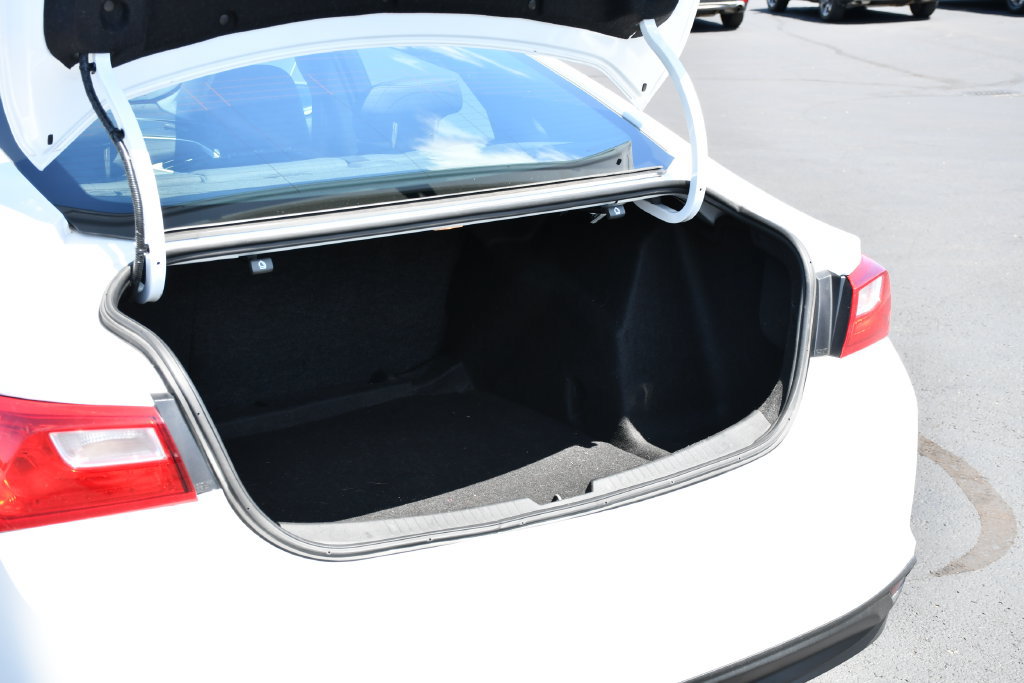 Used 2023 Chevrolet Malibu LT FWD image 29