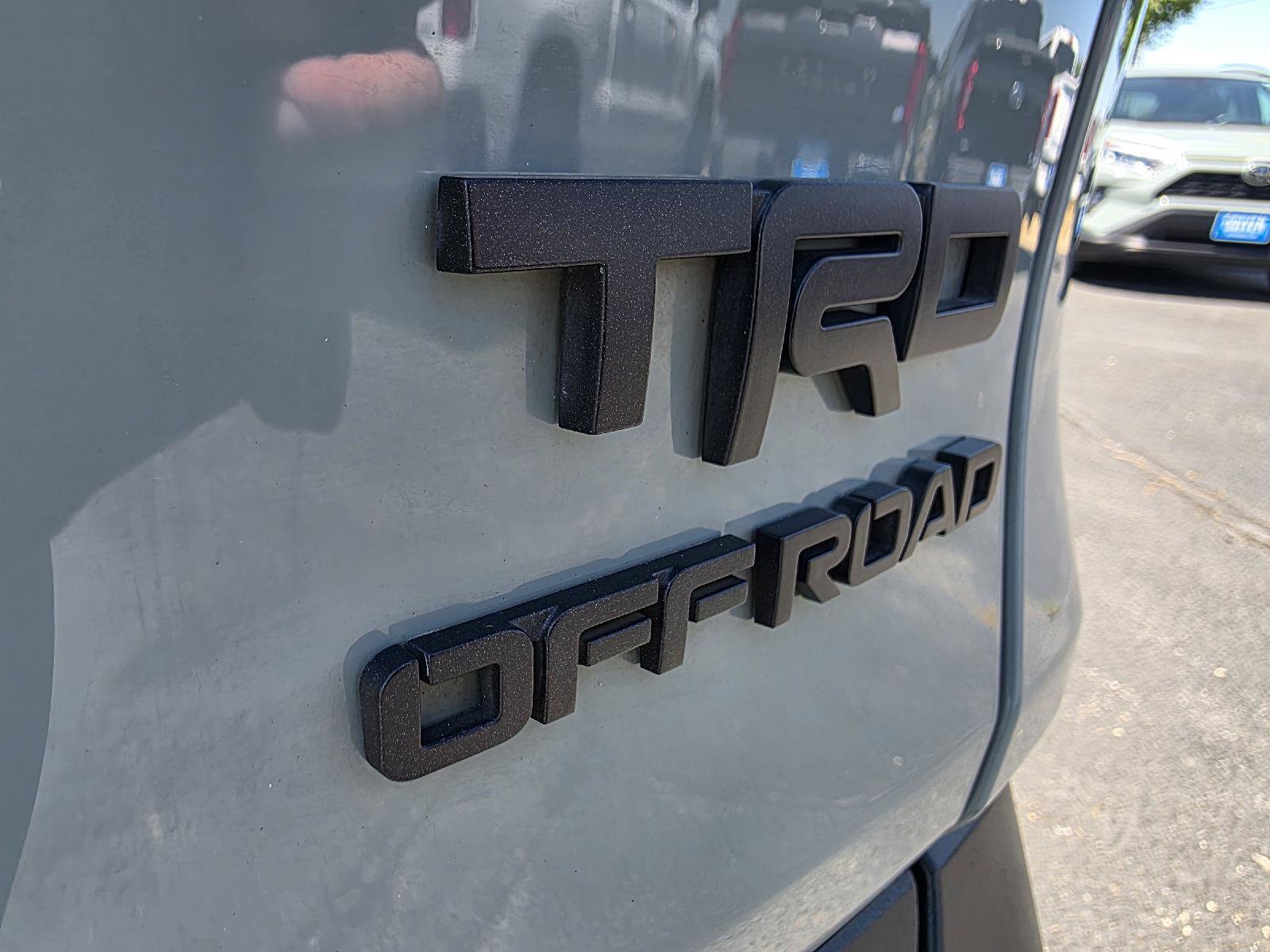 Used 2020 Toyota RAV4 TRD Off-Road AWD/4WD image 20