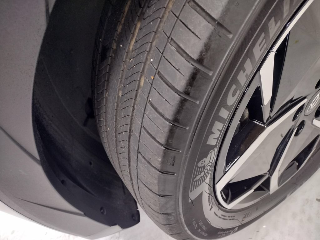 Certified 2024 Hyundai Ioniq 5 SEL AWD/4WD image 7
