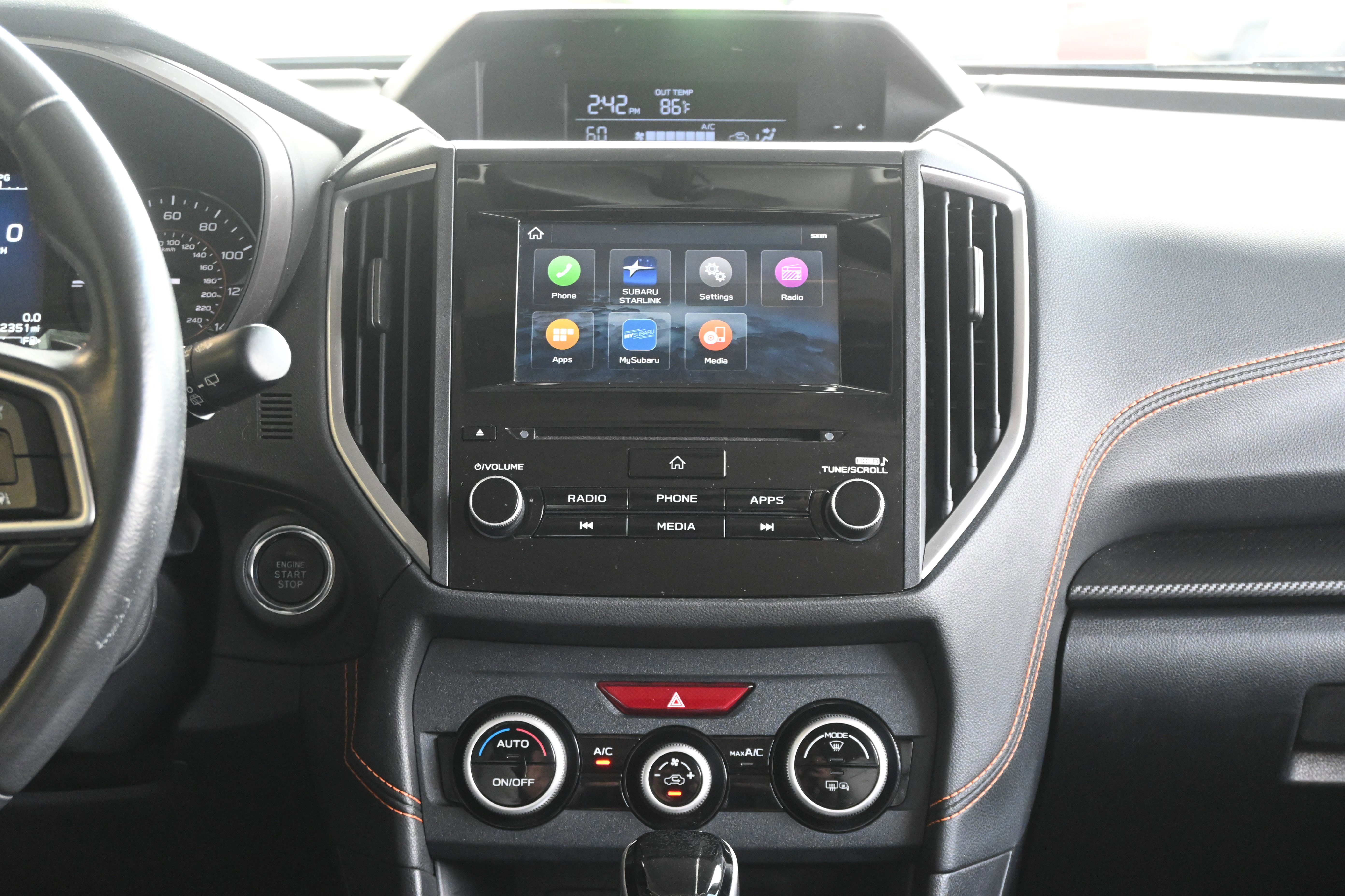 Used 2020 Subaru Crosstrek 2.0i Premium w/ Moonroof Package 2 image 32