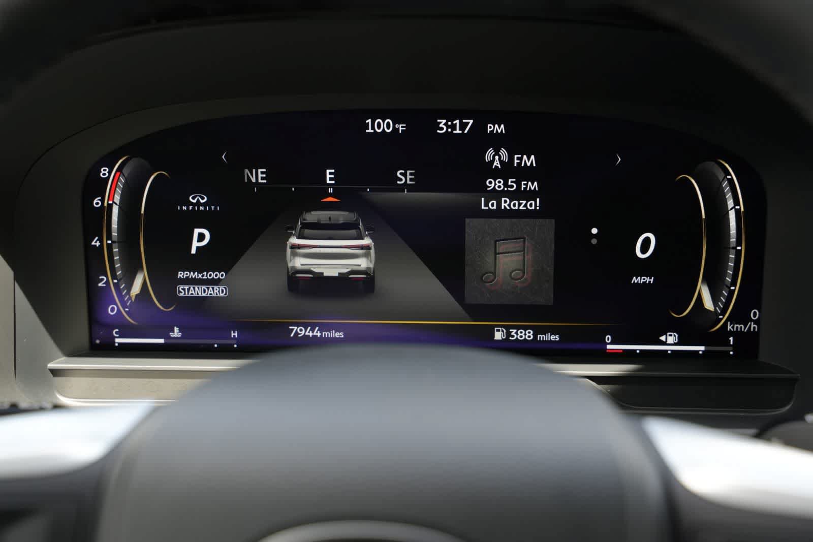 Used 2026 INFINITI QX60 Luxe w/ Family Package FWD image 12
