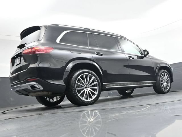 Used 2026 Mercedes-Benz GLS 450 4MATIC image 33