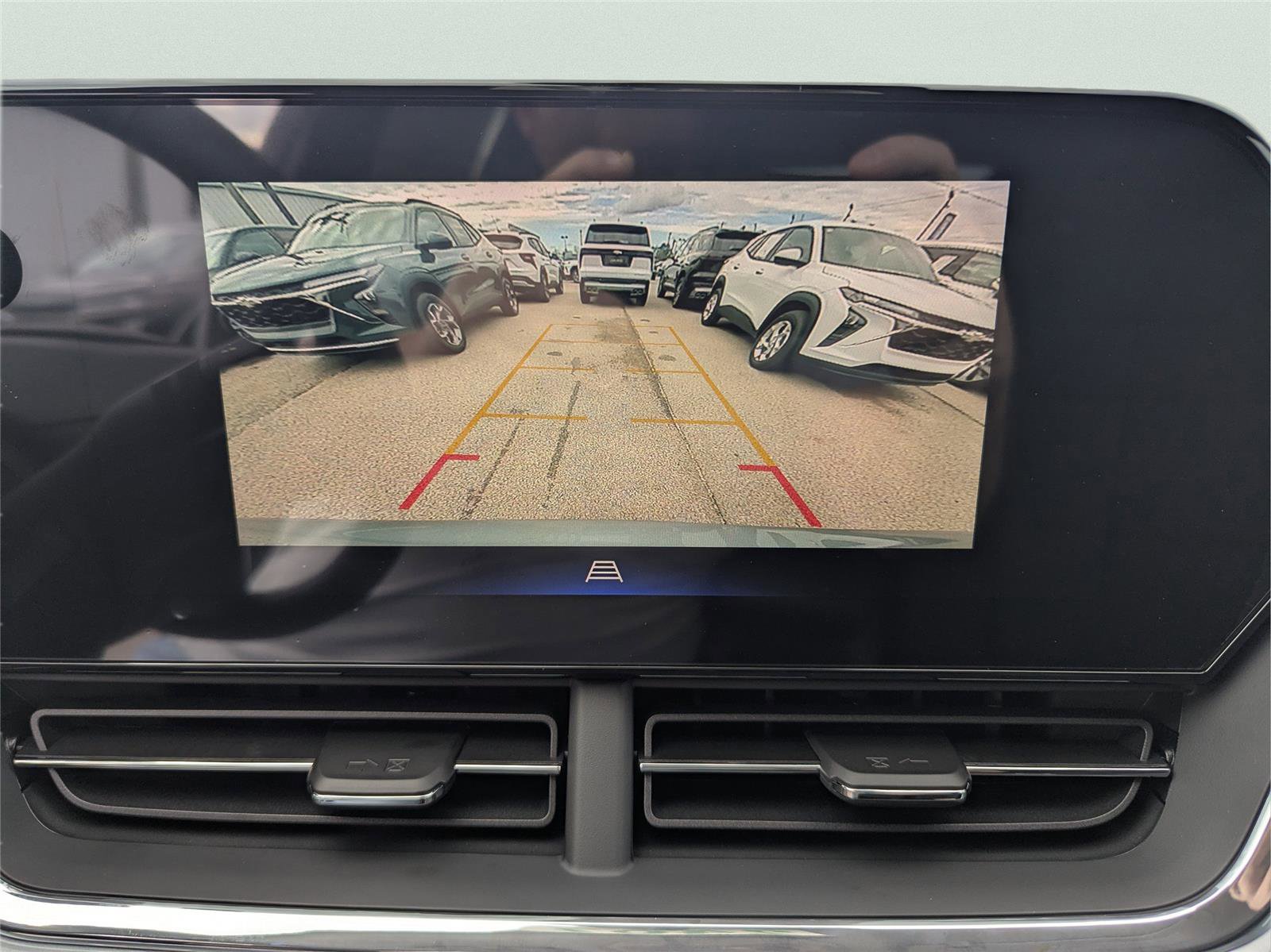 New 2026 Chevrolet Trax LT w/ Driver Confidence Package image 18