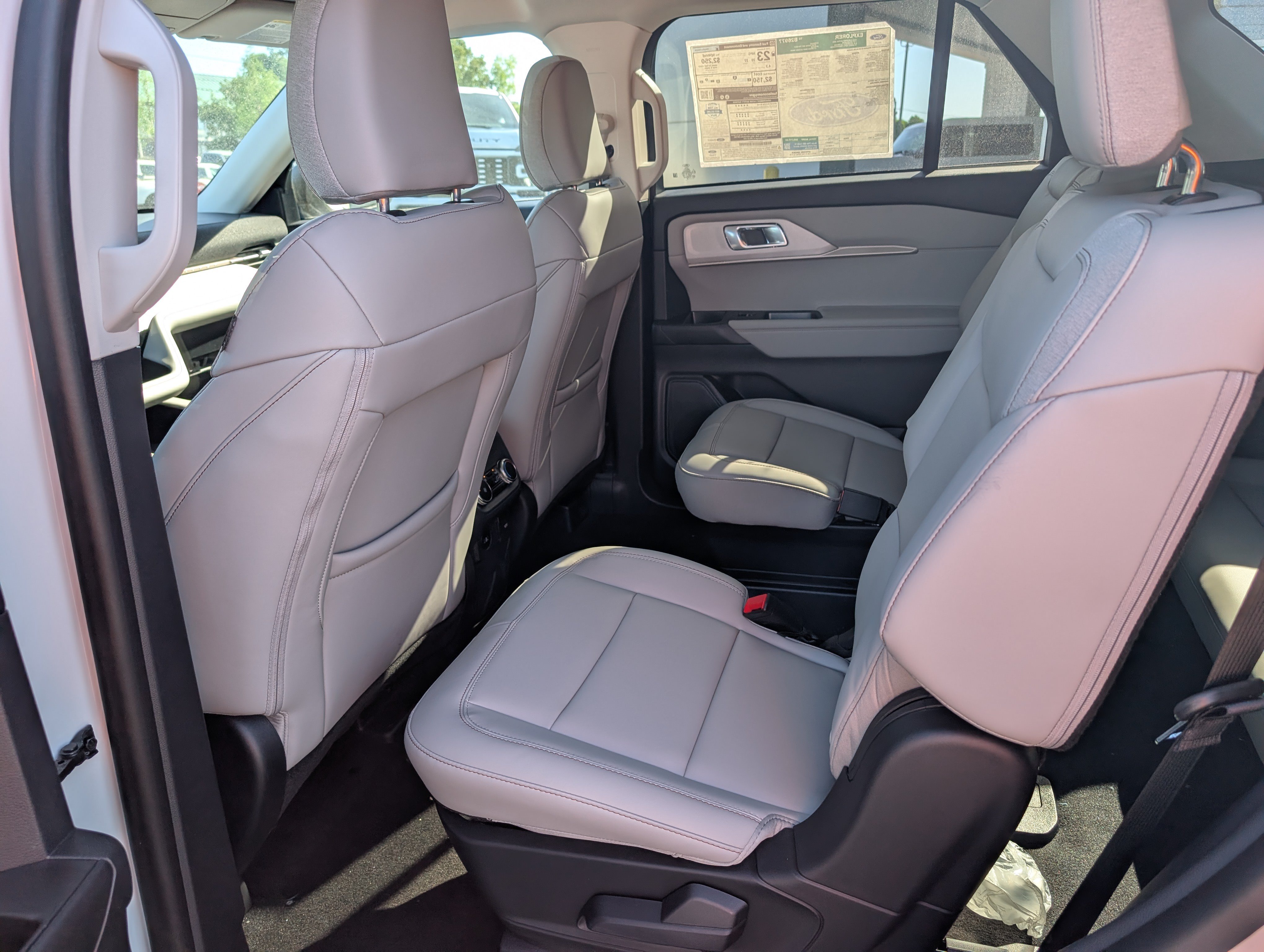 New 2026 Ford Explorer Active w/ Active Comfort Package AWD/4WD image 16