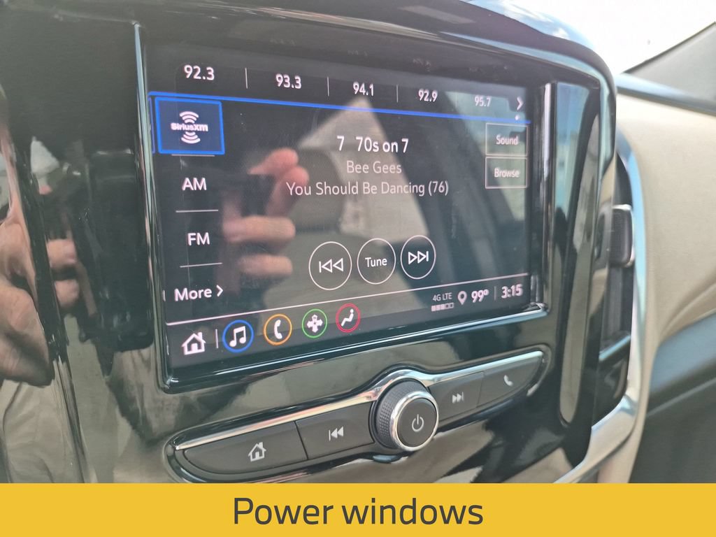 Used 2023 Chevrolet Traverse LS FWD image 22