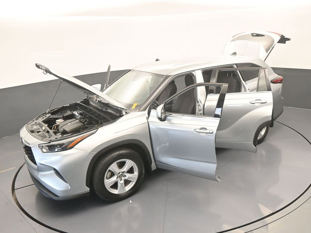 Used 2022 Toyota Highlander L AWD/4WD image 59