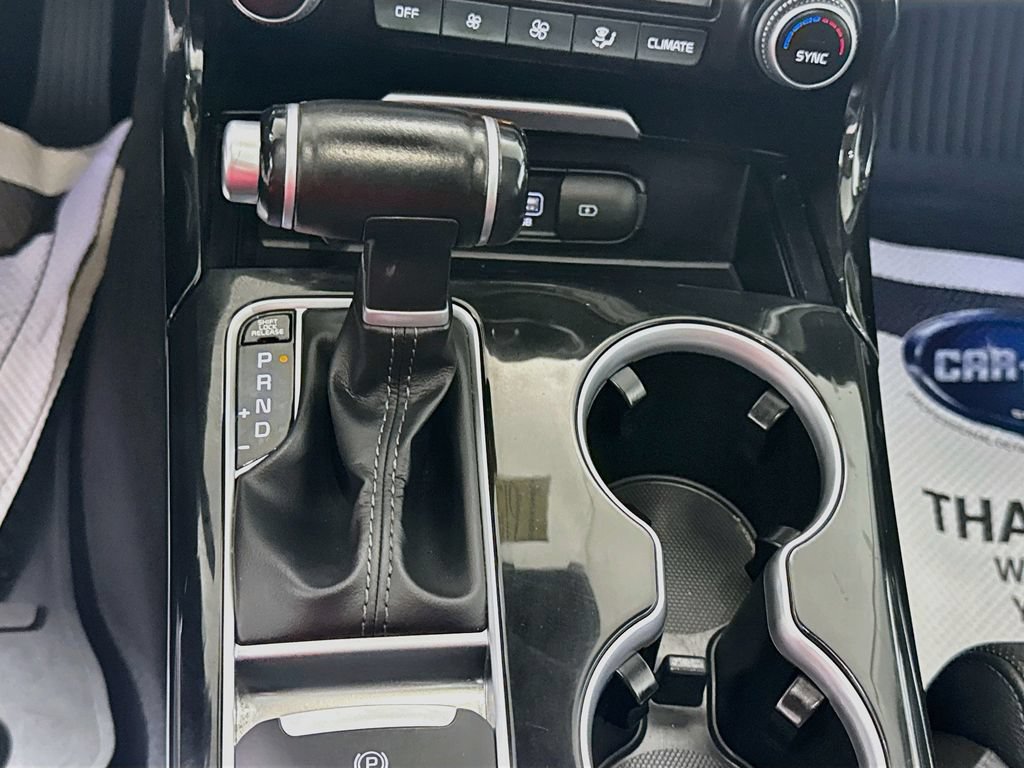 Used 2018 Kia Stinger Premium AWD/4WD image 17