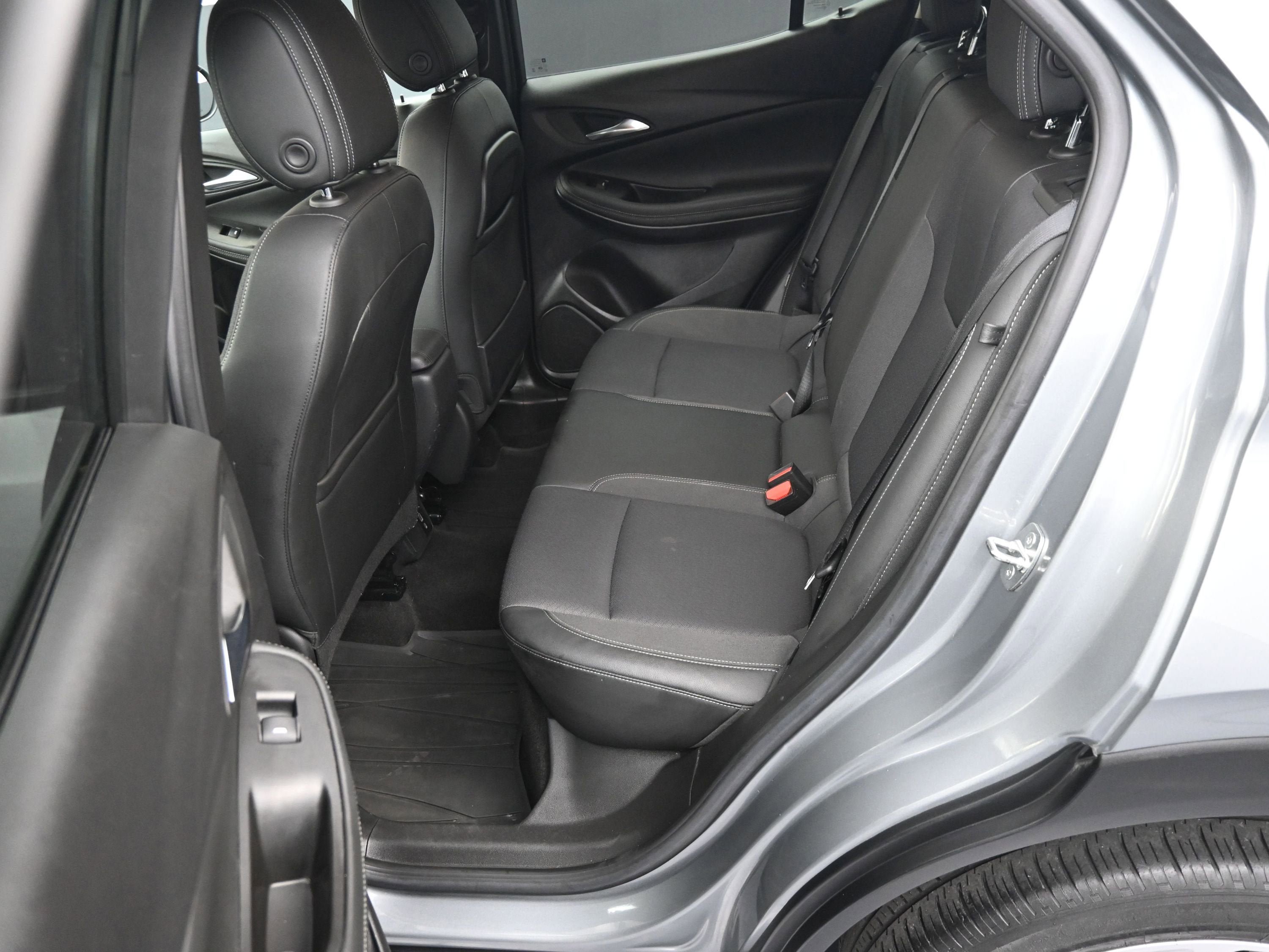 Used 2023 Buick Encore GX Preferred w/ Cold Weather Comfort Package image 26