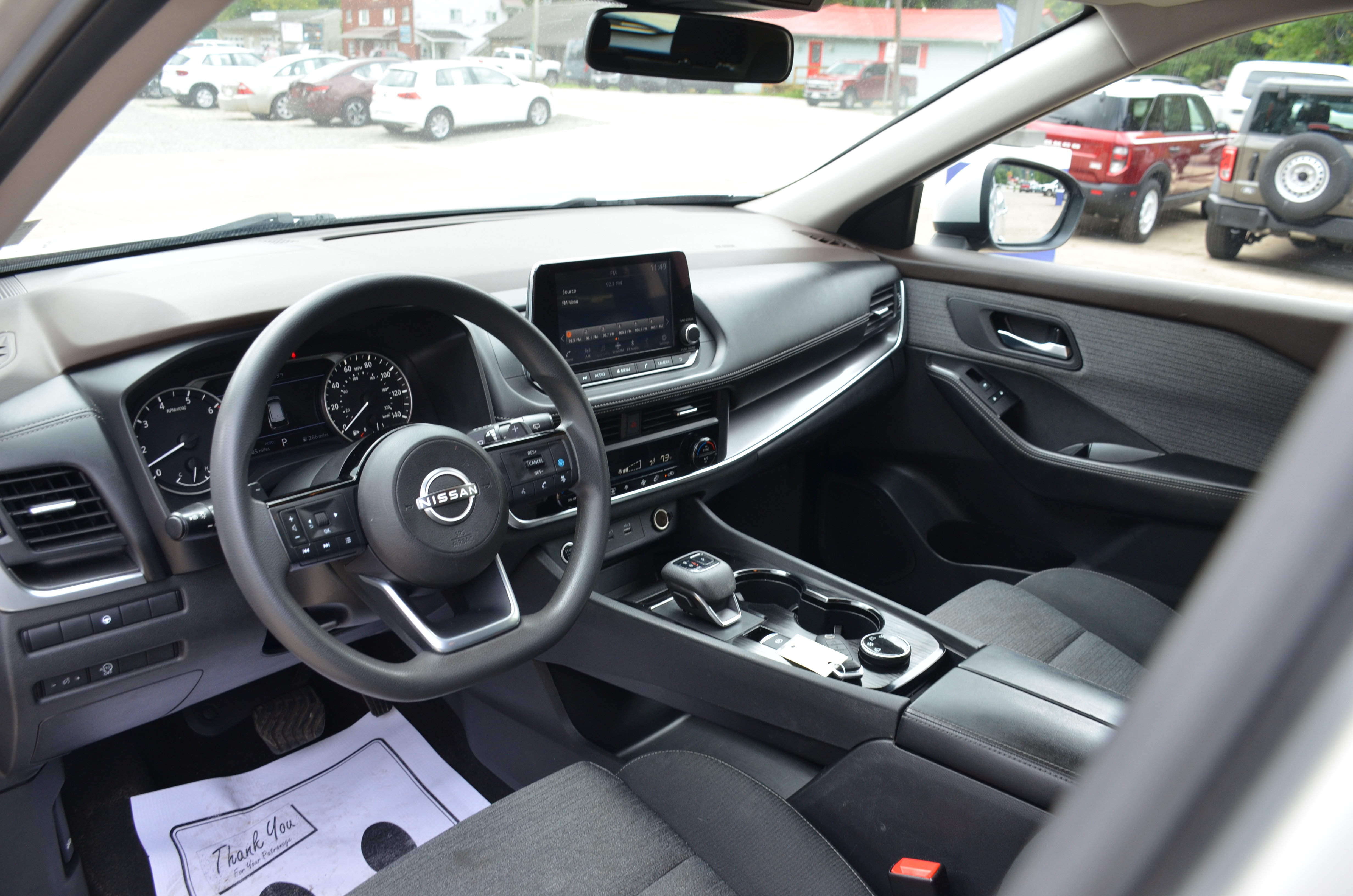 Used 2023 Nissan Rogue SV AWD/4WD image 24