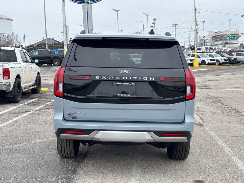 New 2026 Ford Expedition Platinum w/ Driver's Package image 8