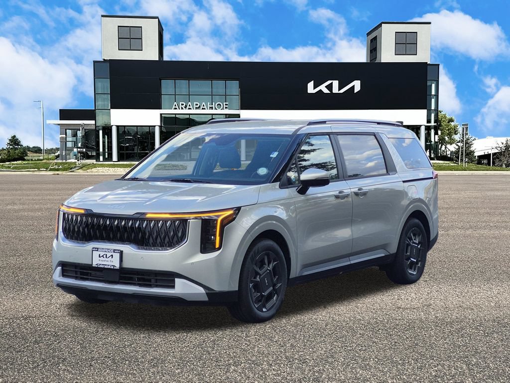 New 2026 Kia Carnival EX FWD image 4