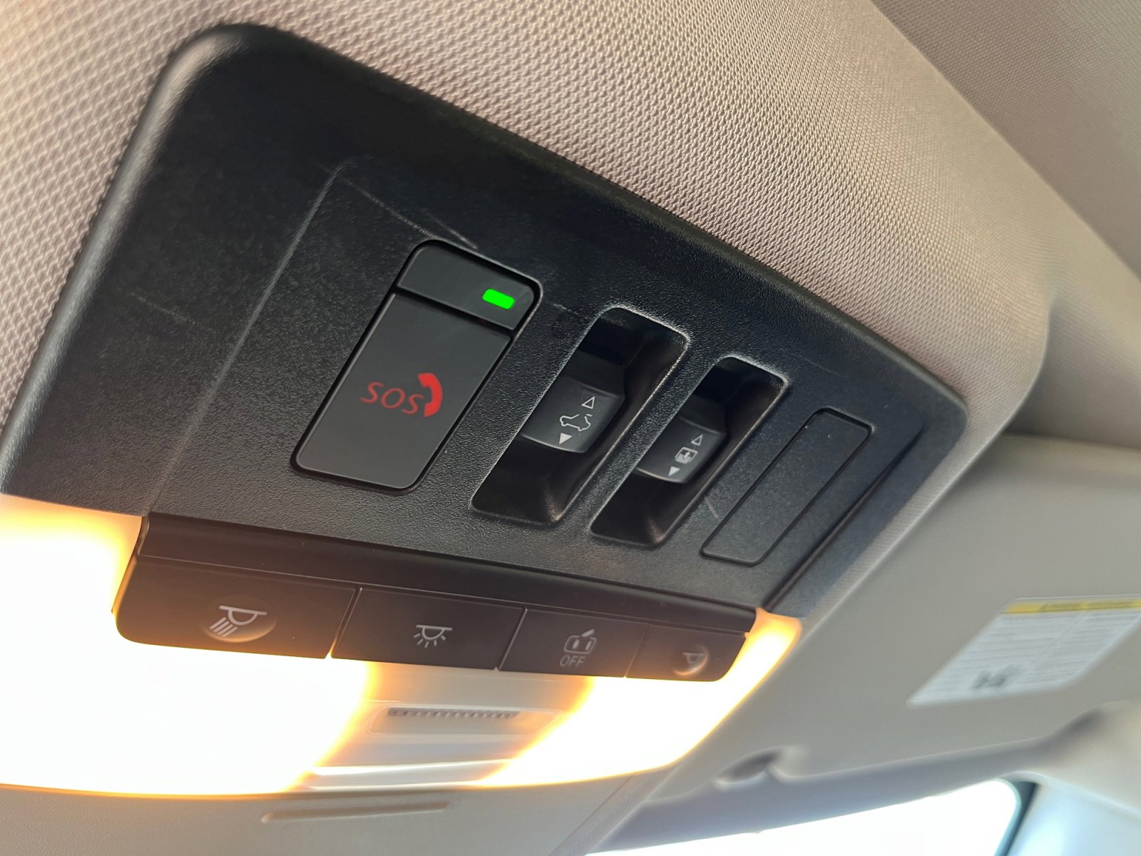 Used 2023 Nissan Rogue SL w/ SL Premium Package image 31