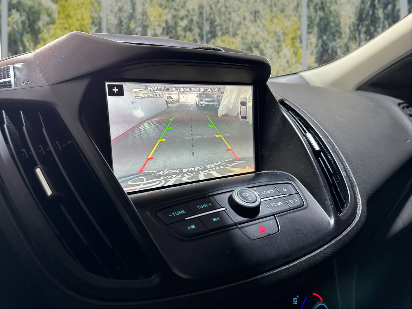 Used 2018 Ford Escape SEL w/ Ford Safe & Smart Package image 22