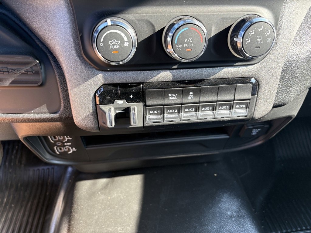 New 2024 RAM 3500 Tradesman image 16