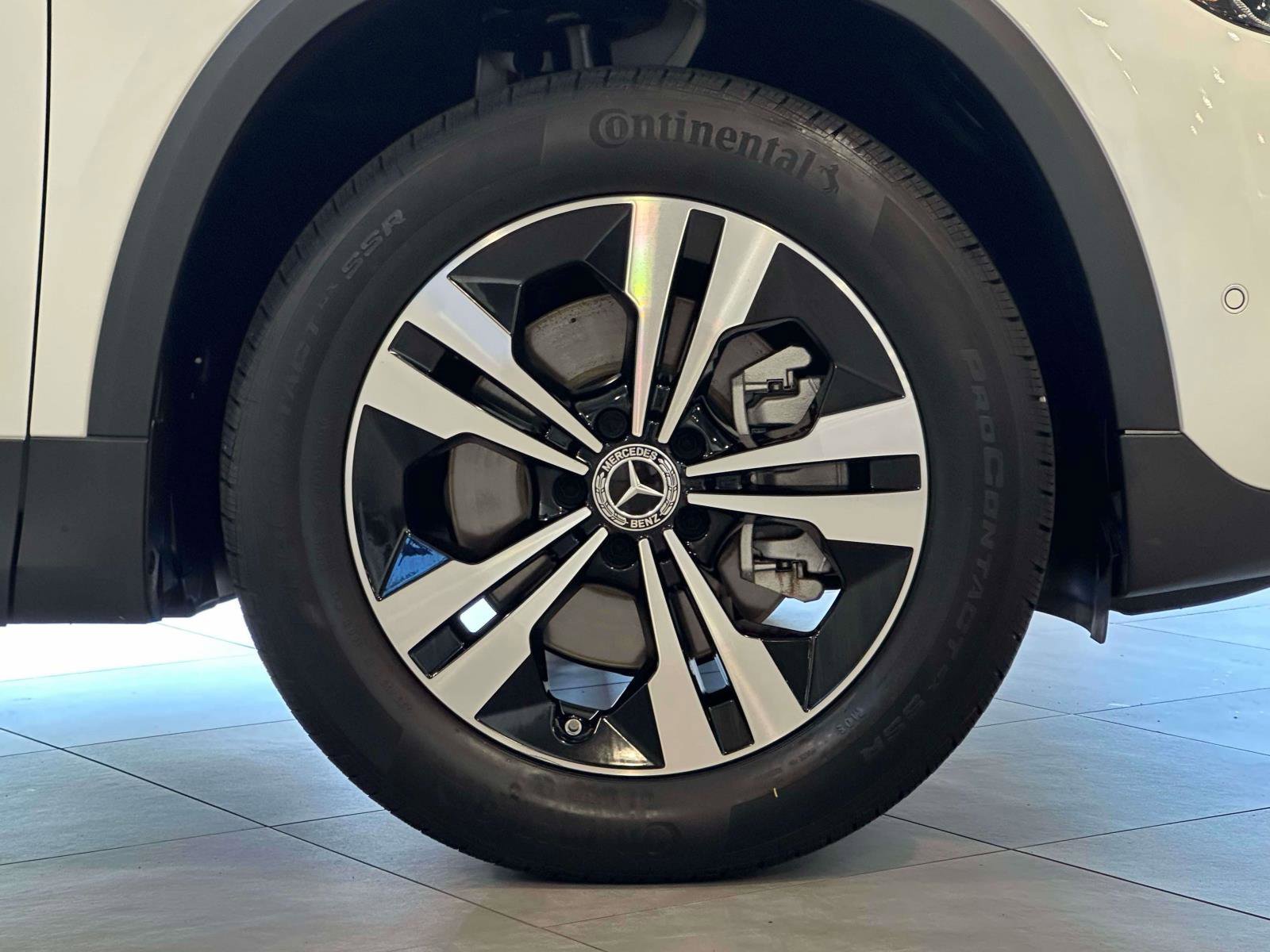 Certified 2025 Mercedes-Benz GLA 250 4MATIC image 6