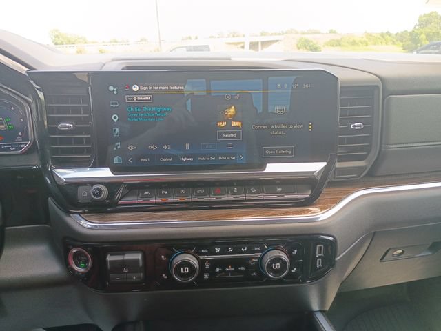 Used 2024 Chevrolet Silverado 1500 RST AWD/4WD image 32