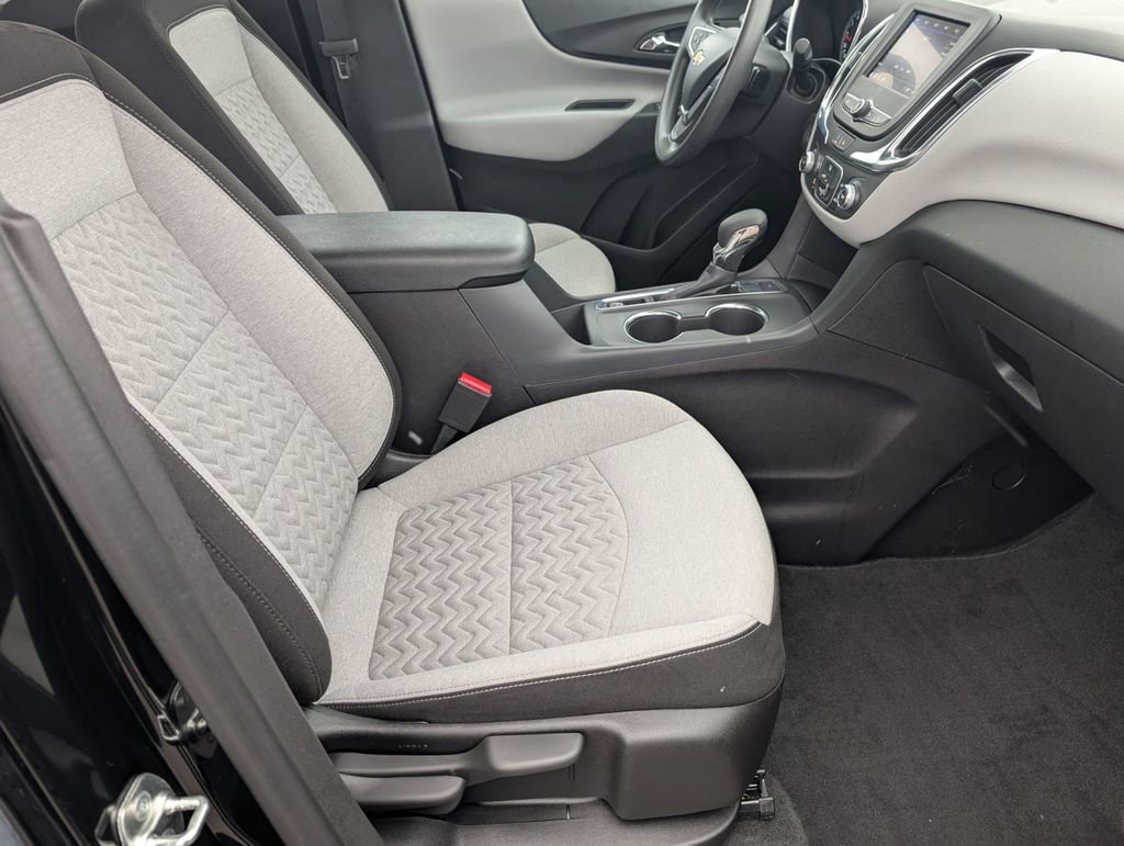 Used 2024 Chevrolet Equinox LS image 44
