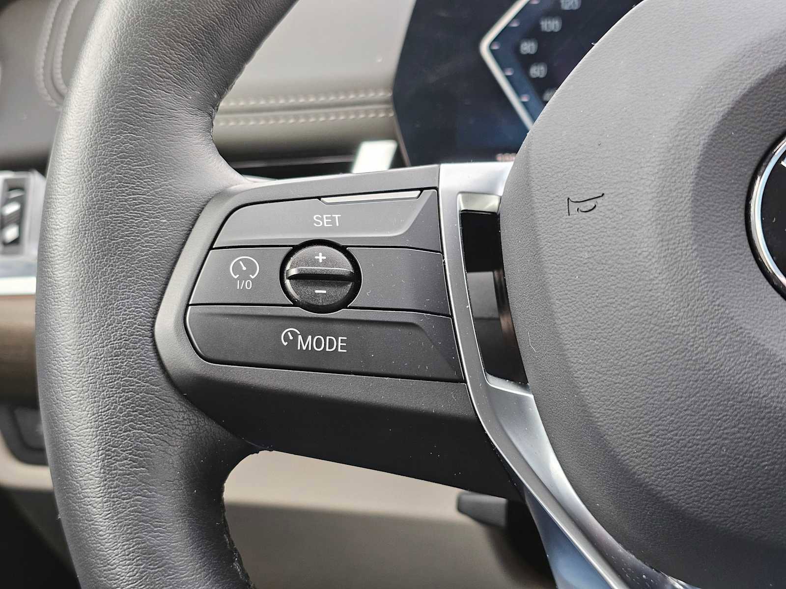 Used 2025 BMW X1 xDrive28i w/ Convenience Package image 33