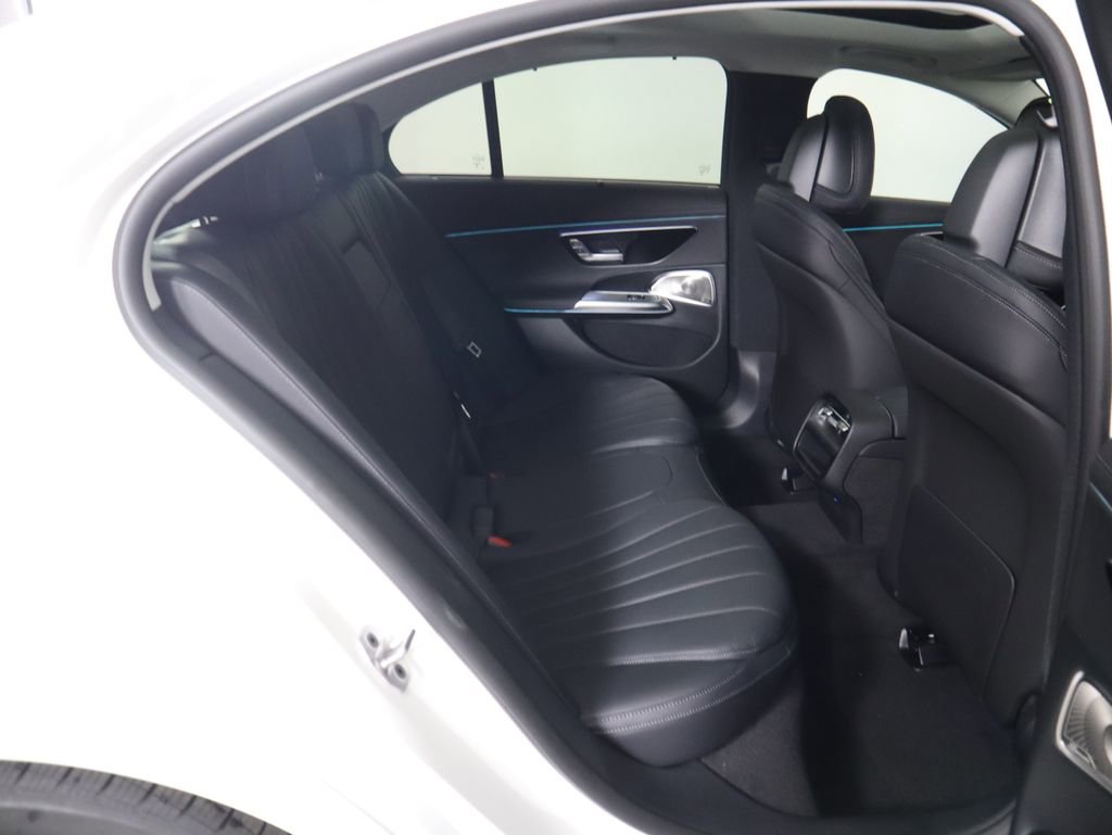 New 2026 Mercedes-Benz E 450 4MATIC Sedan image 24