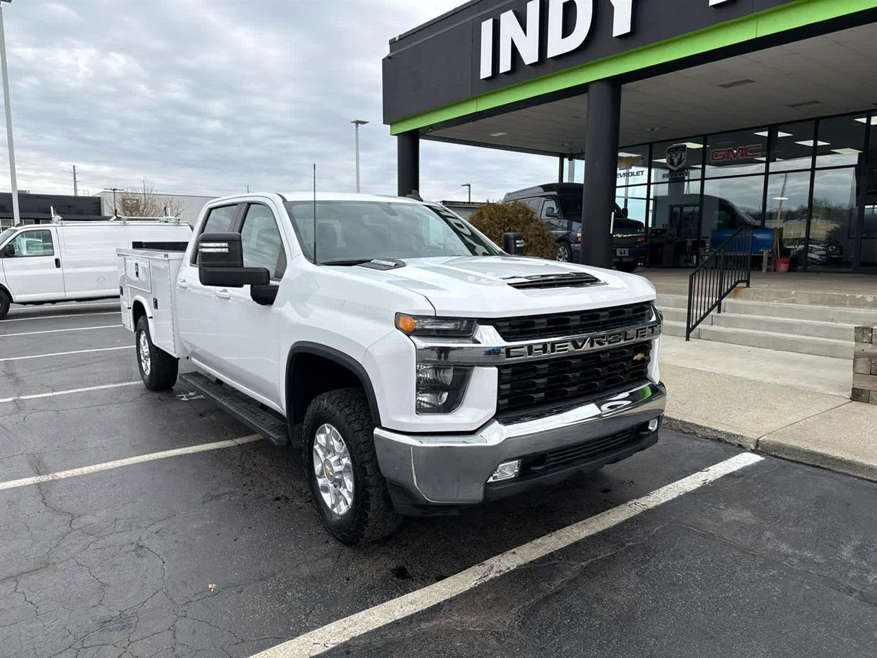 Used 2021 Chevrolet Silverado 3500 LT w/ Convenience Package image 3