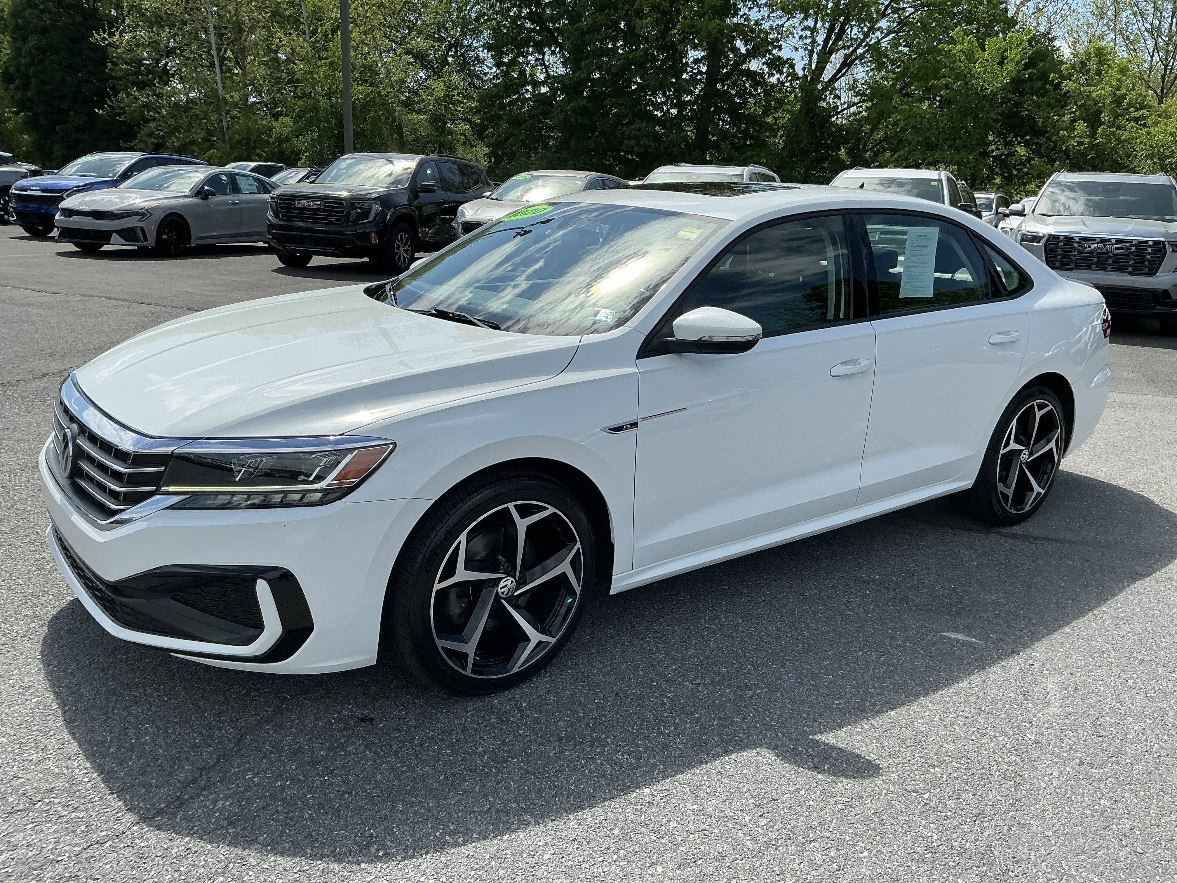 Used 2020 Volkswagen Passat 2.0T R-Line FWD image 29