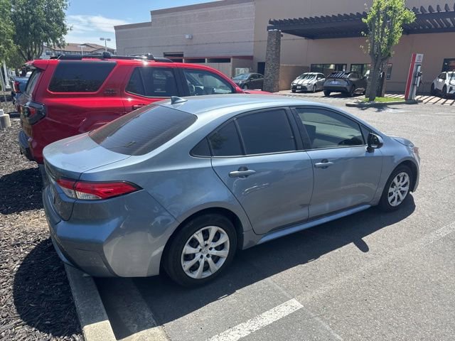 Used 2022 Toyota Corolla LE FWD image 30