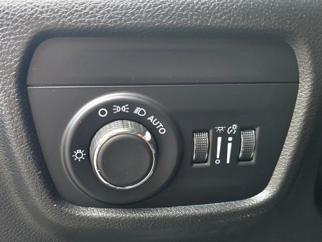 Certified 2023 Jeep Grand Cherokee L Laredo image 15