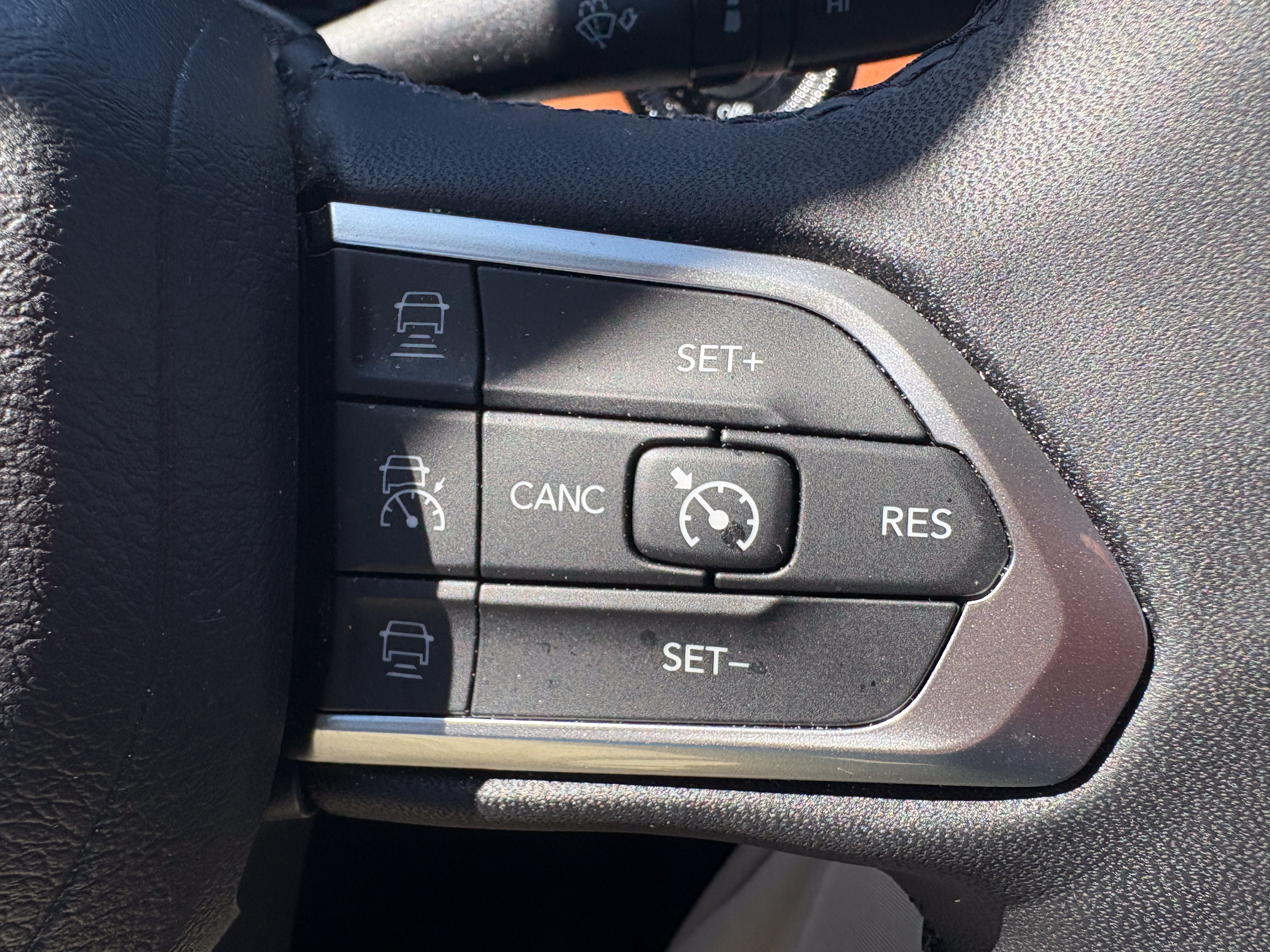 Used 2024 Jeep Compass Limited AWD/4WD image 10