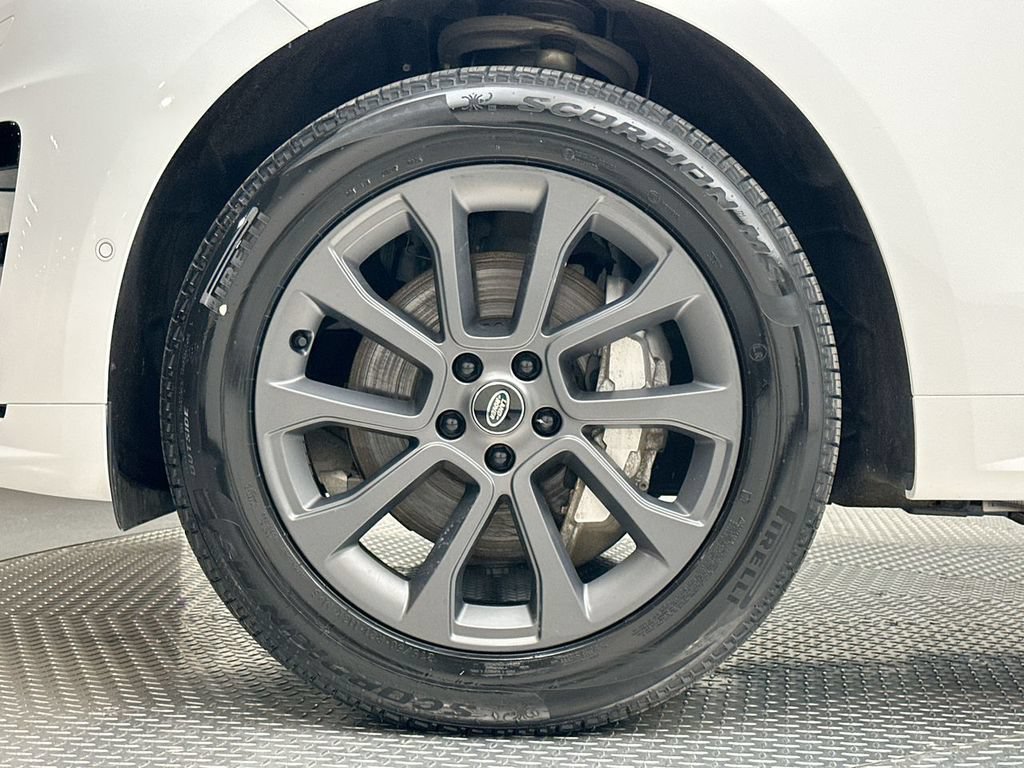 Certified 2025 Land Rover Range Rover Sport Dynamic SE AWD/4WD image 17