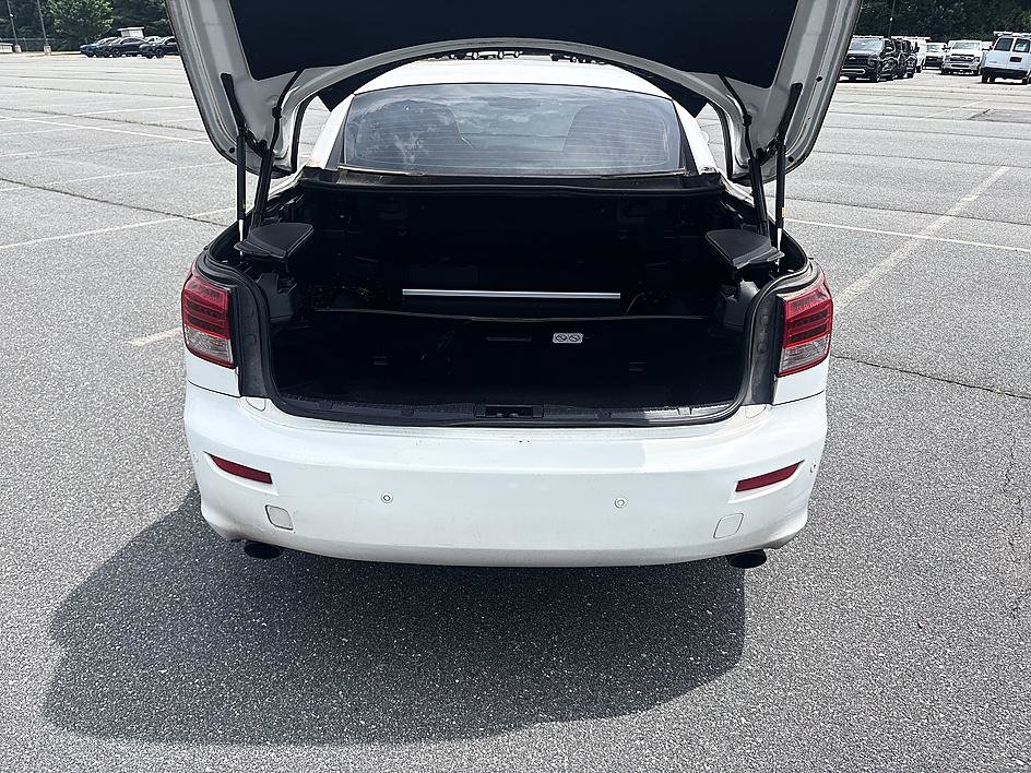 Used 2013 Lexus IS 250C w/ Luxury Pkg RWD image 23