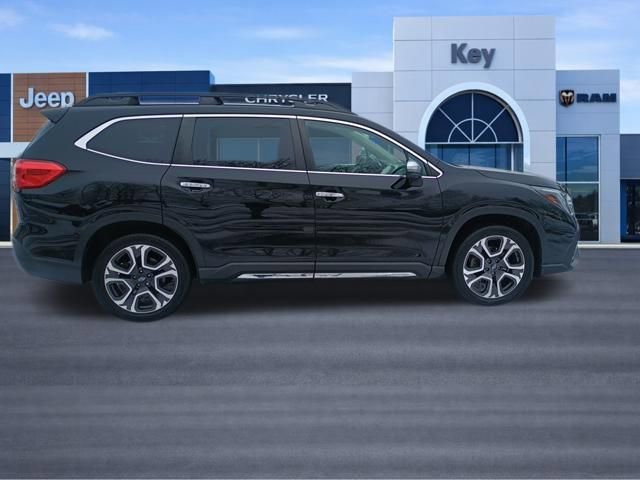 Used 2023 Subaru Ascent Touring AWD/4WD image 7